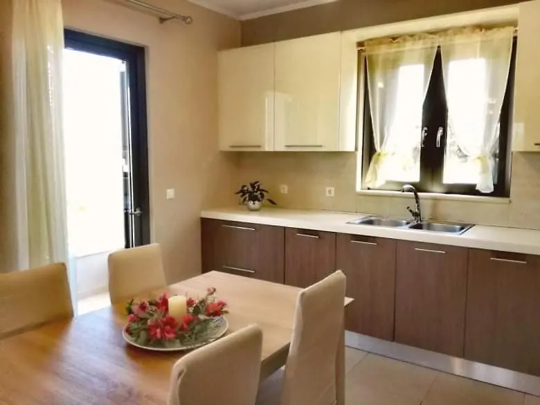 Vista Di Mare Apartment Lixouri Greece